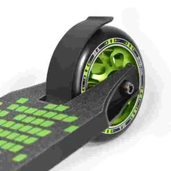 Schildkröt Fun Wheels "Kickless" Stunt Scooter -Casual Game Store 281 6500 4